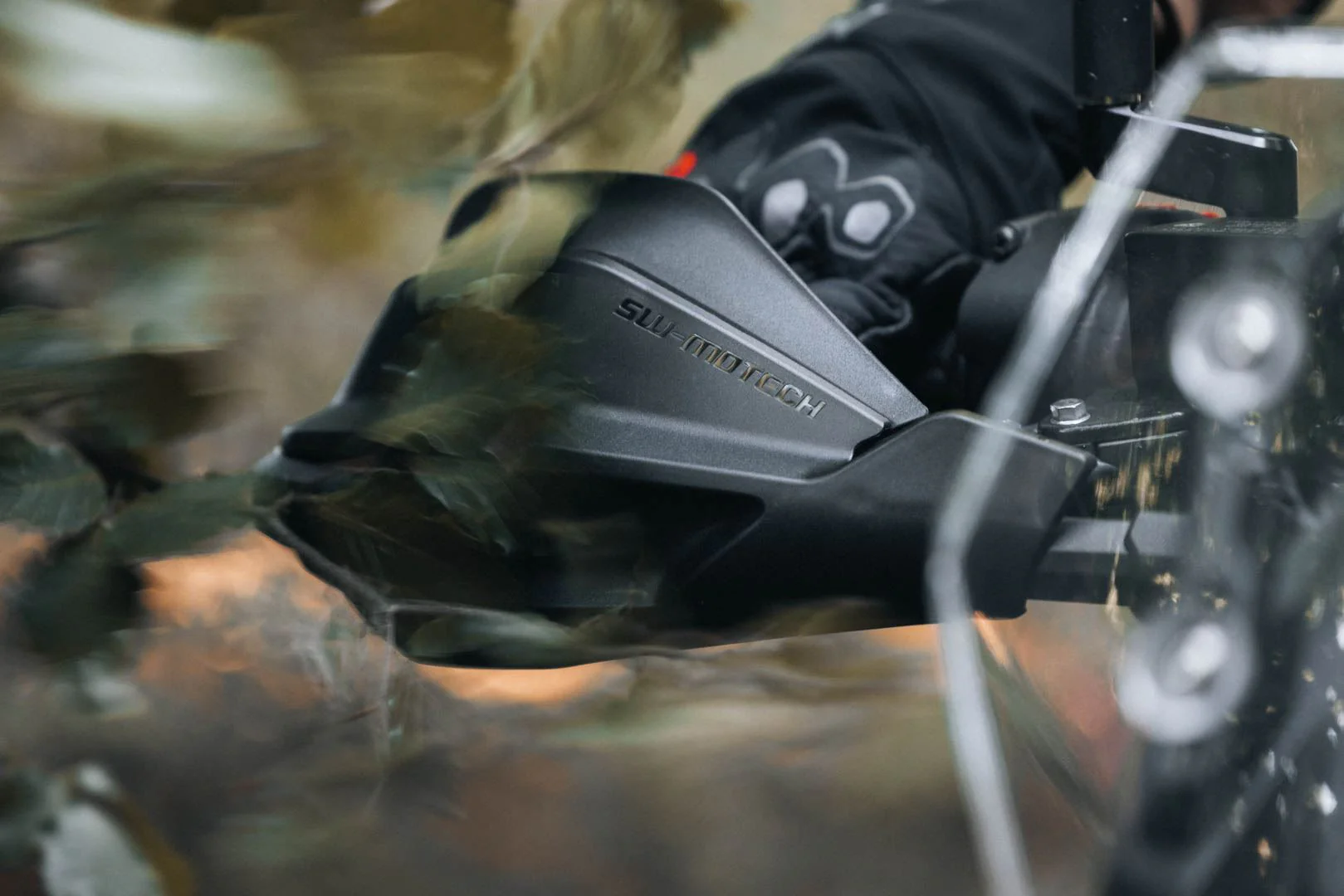 Adventure handguard kit Black. Yamaha TÈnÈrÈ 700 (19-). - Image 5