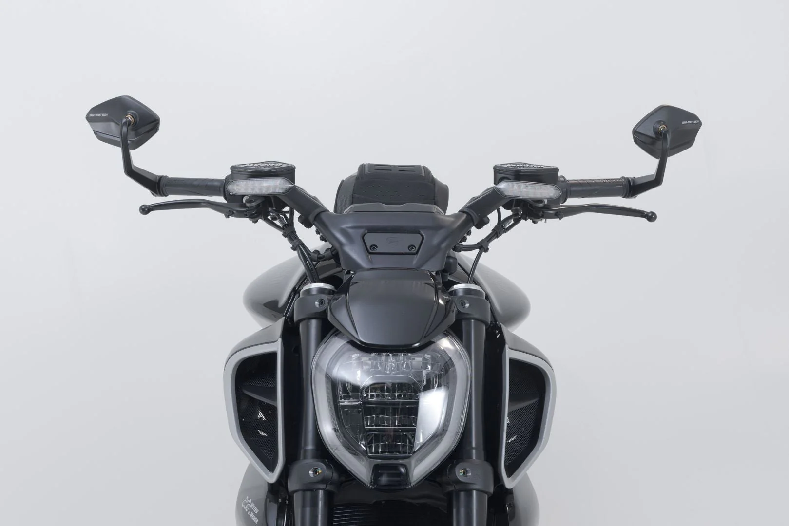 Bar end mirrors Ducati Diavel V4 (23-). - Image 2