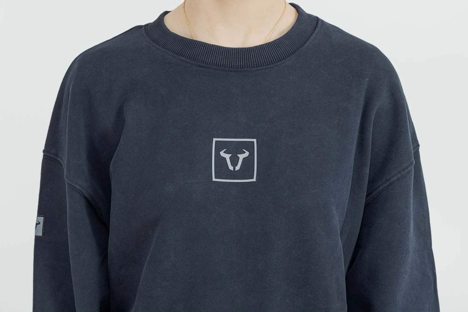 Crewneck Unisex  Riders Line Dark Grey. Optic Wash. Unisex. Size L. - Image 3