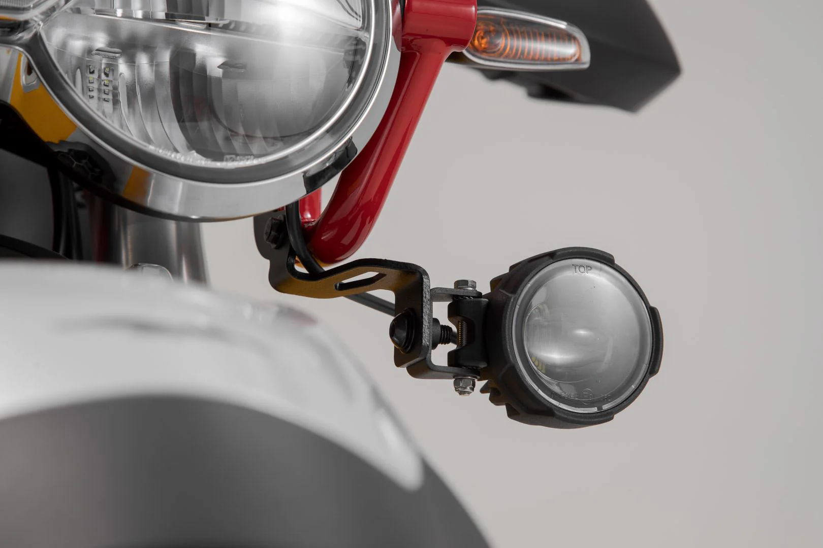 EVO Fog Light Kit Moto Guzzi V85 TT (19-) Black - Image 3
