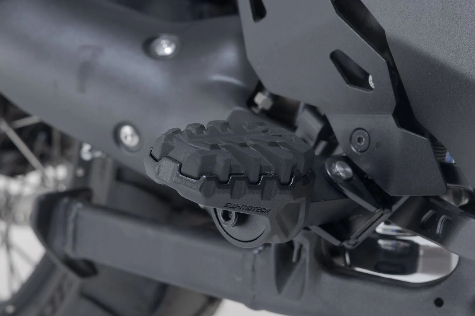 EVO footrest kit Black. Yamaha TÈnÈrÈ 700 Modelle (19-). - Image 7
