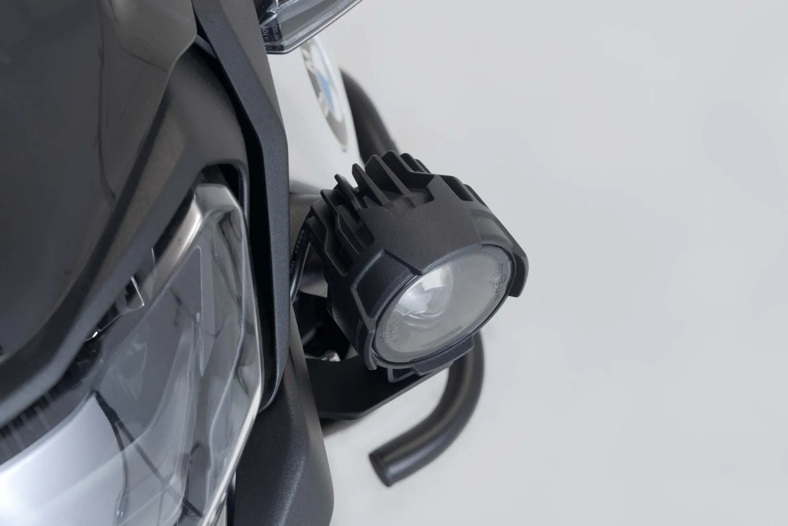 EVO high beam kit Black. BMW F 900 GS (23-). - Image 5