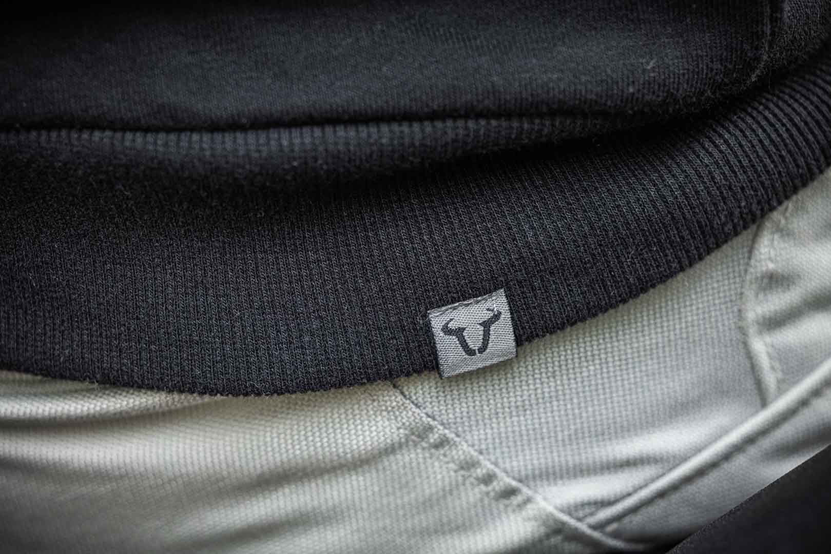 Hoodie - Black Edition Street Line. Black. Unisex. Size L. - Image 4