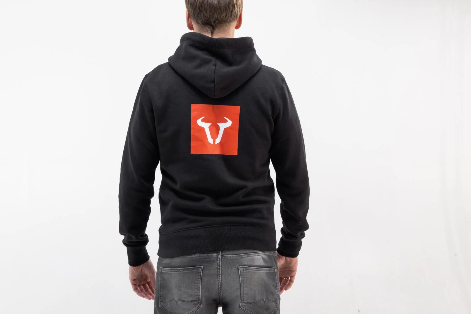 Hoodie Core Line. Black. Unisex. Size S. - Image 2
