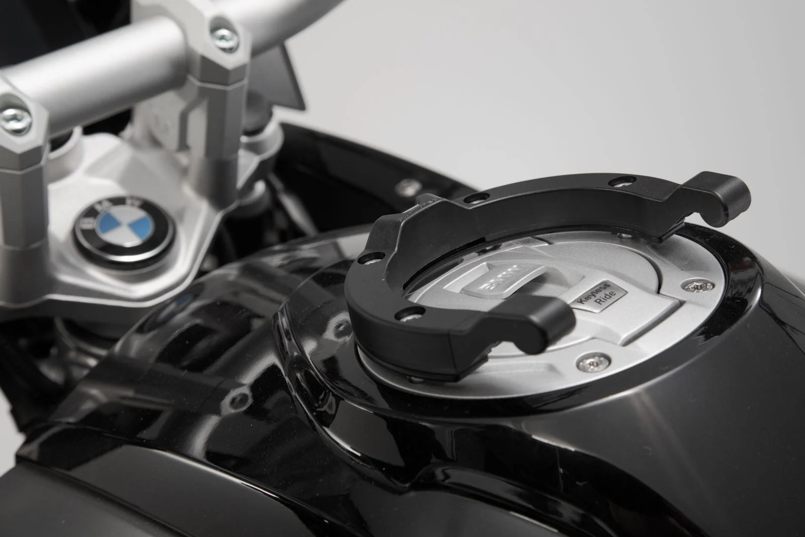 ION Tank Ring BMW / KTM / Ducati models Black - Image 2