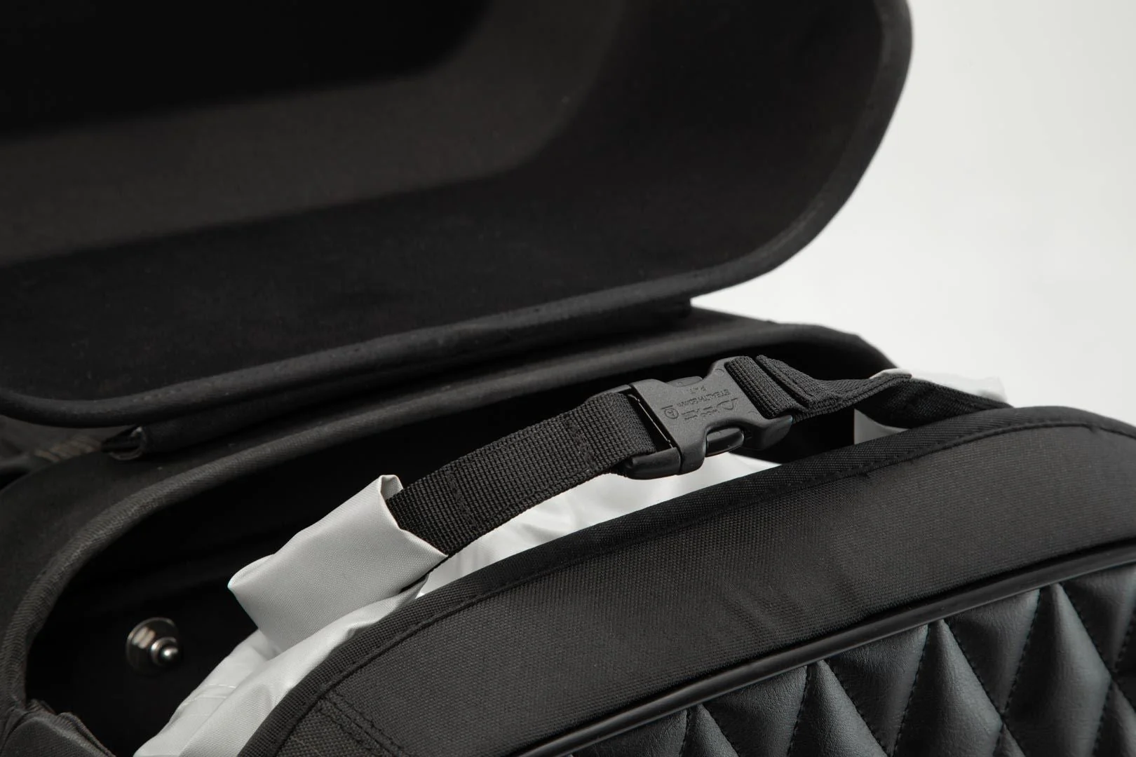 Legend Gear Side Bag LH1 19,5 litre 600D Polyester/Leatherette For SLH left - Image 5