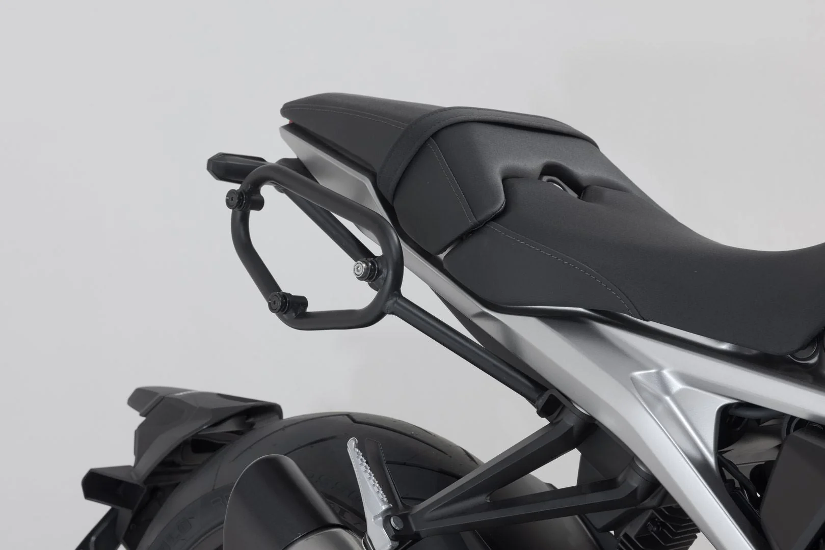 Legend Gear Side Bag System LC Black Edition Honda CB1000R (21-) - Image 3
