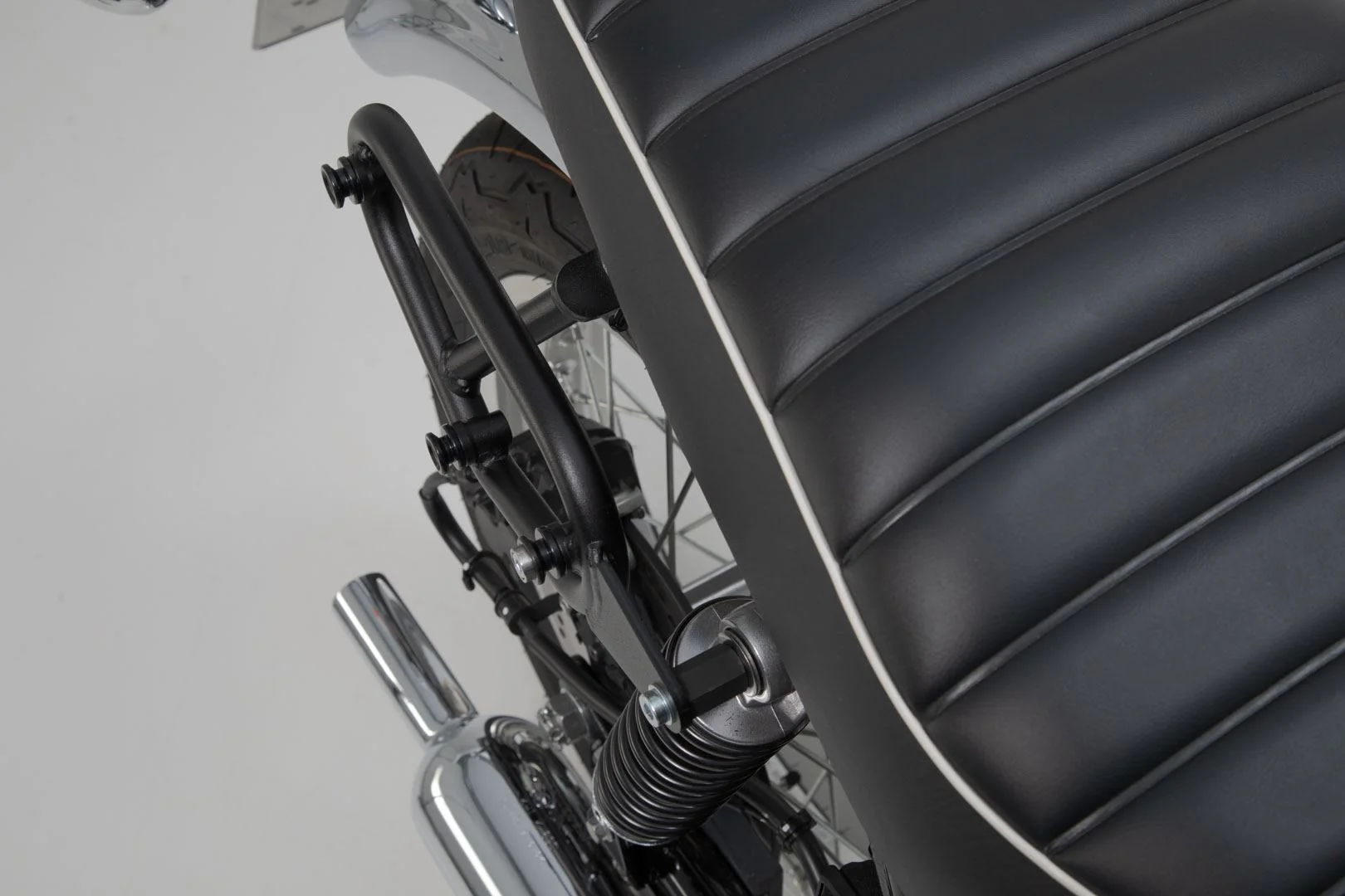 Legend Gear Side Bag System LC Kawasaki W800 / Street / Cafe (18-) - Image 4