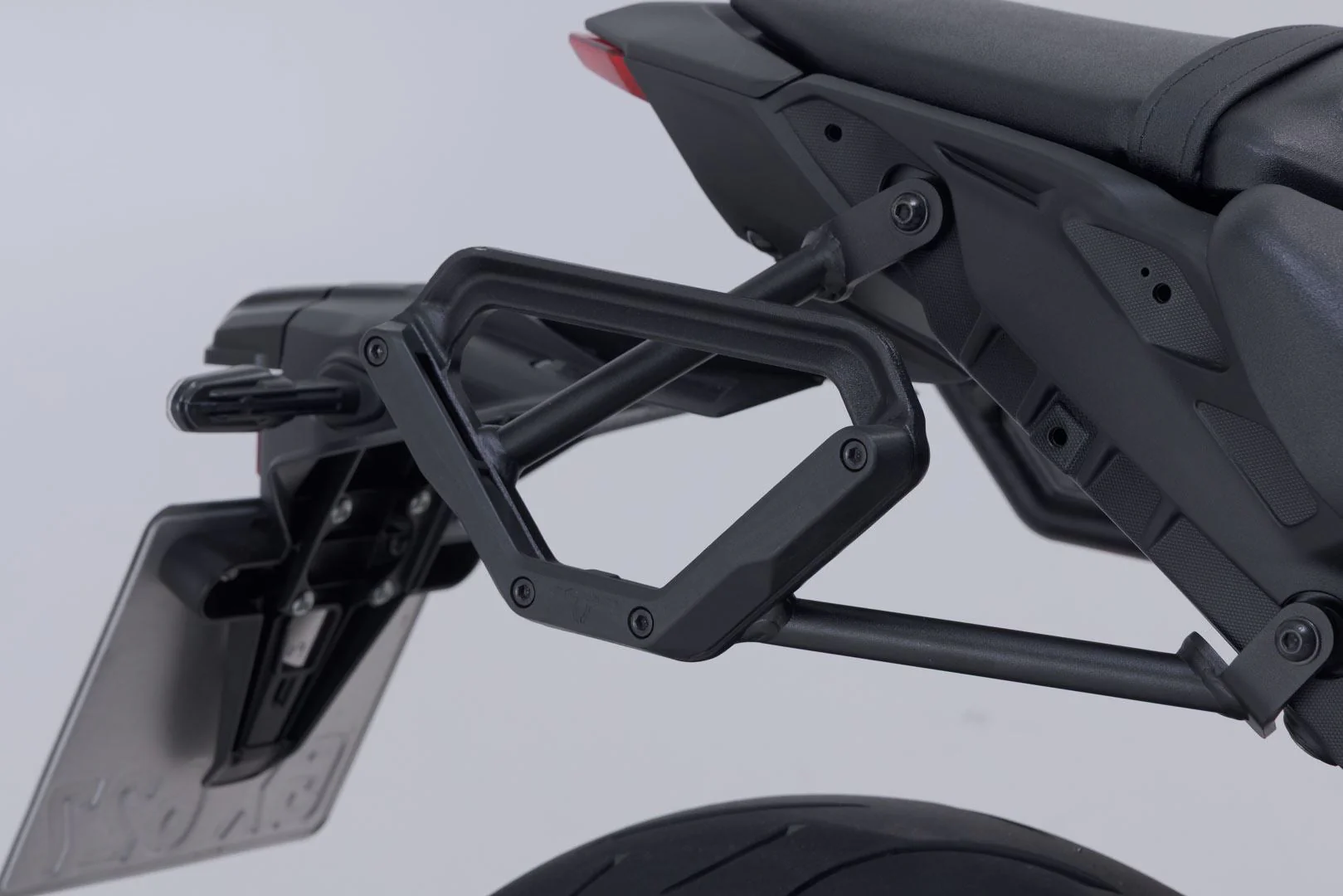 Legend Gear Side Bag system V-LOC 16/16 l. Yamaha MT-09 (23-). - Image 3