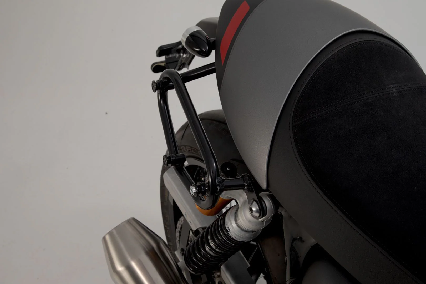 Legend Gear Side Case System LC Triumph Thruxton RS (19-) Black Edition - Image 3