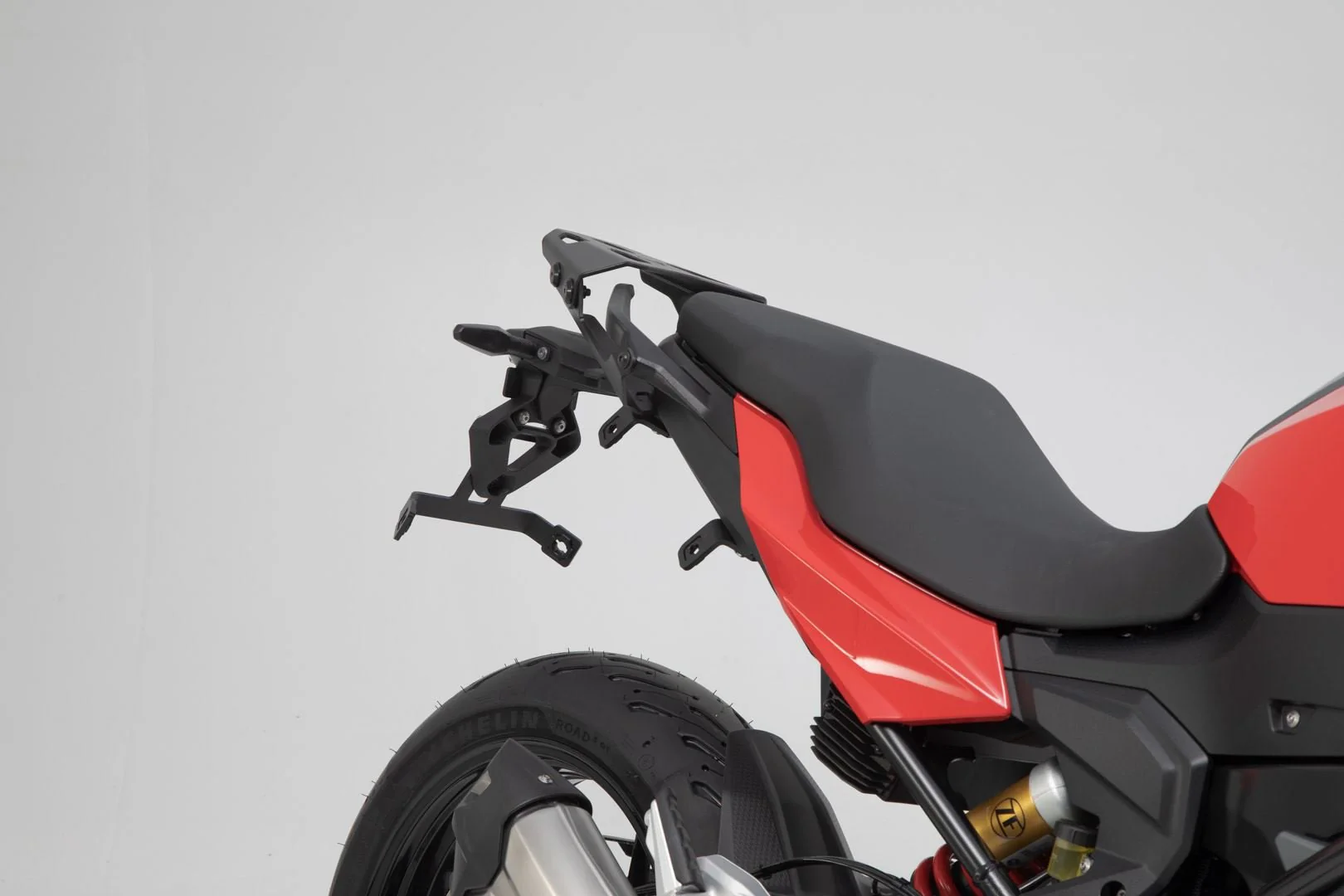 PRO Side Carrier BMW F 900 R / XR (19-) Black - Image 5