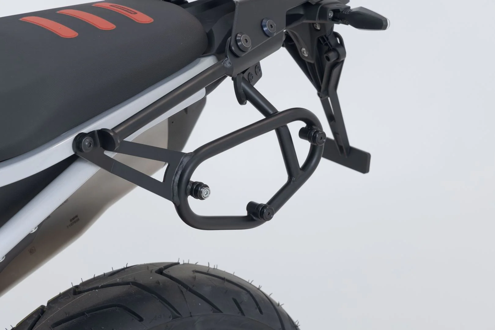 SLC side carrier left BMW F 900 GS (23-). - Image 4