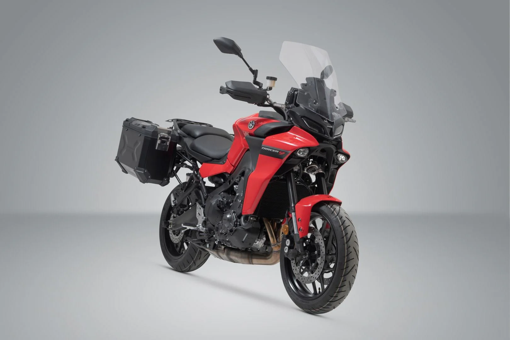 TRAX ADV Aluminium Case System 37/37 litre Yamaha Tracer 9 (20-) Black - Image 2