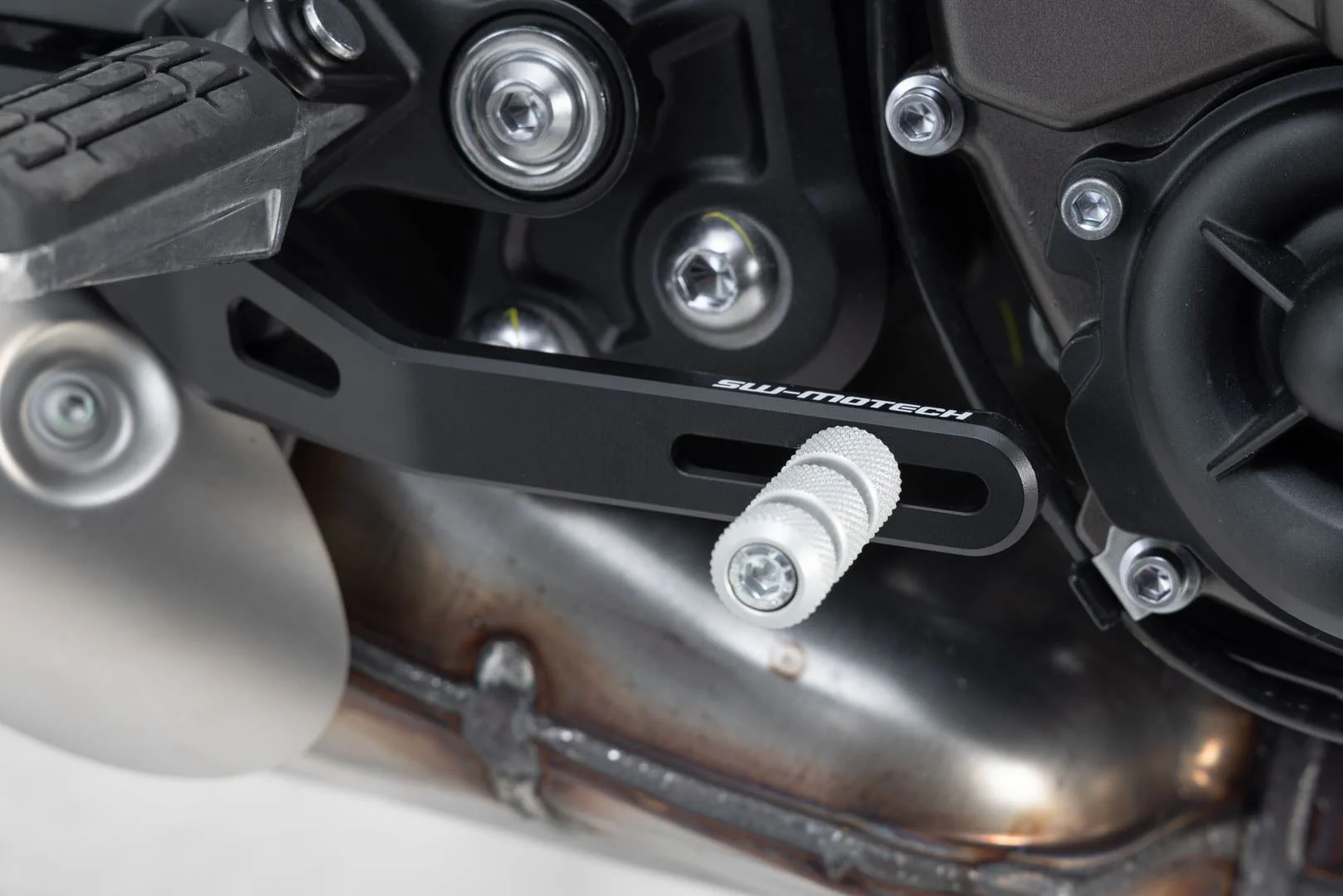 TRAX ADV Aluminium Case System 45/37 litre Kawasaki KLR 650 (22-) Silver - Image 8