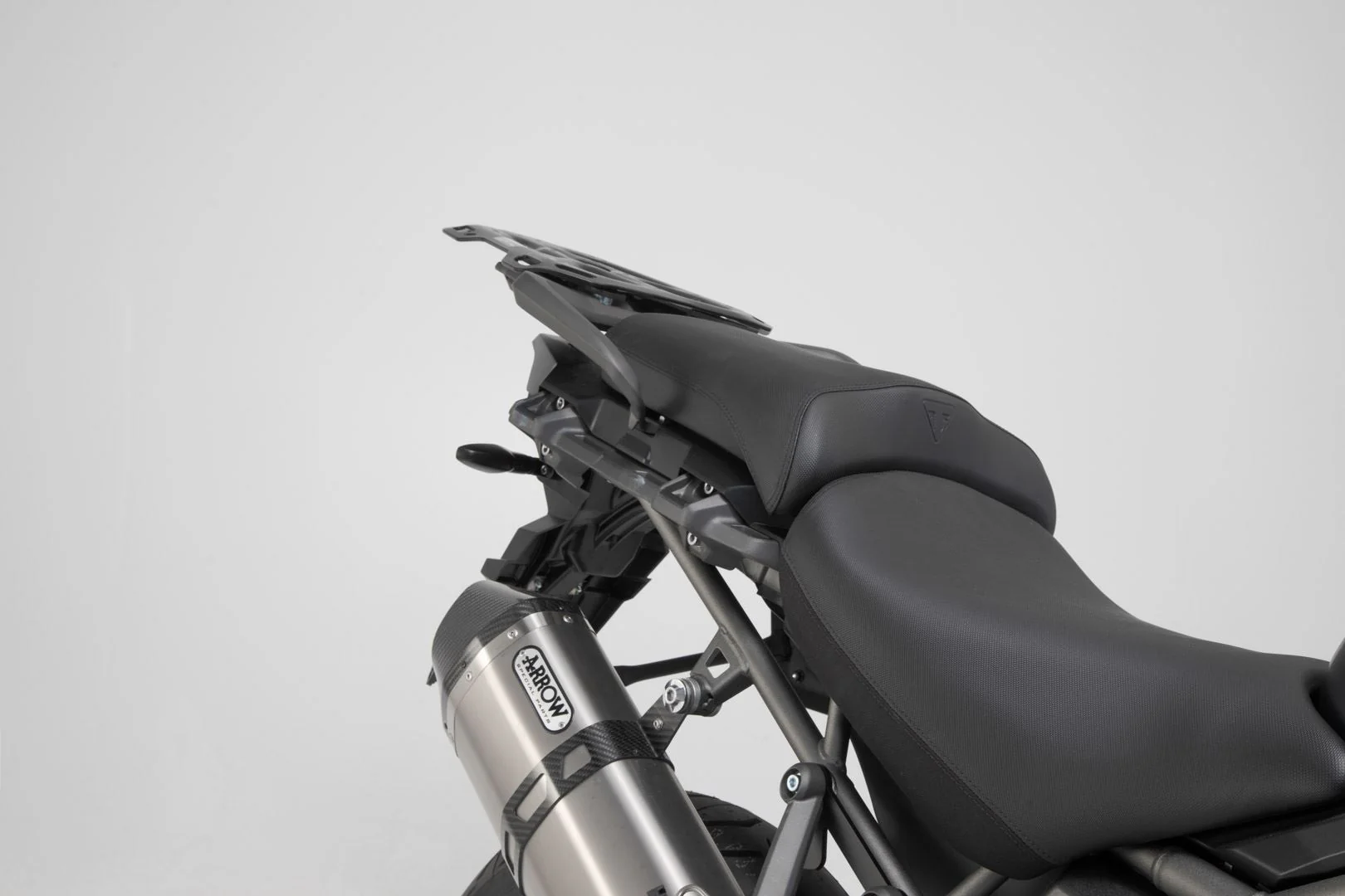 TRAX ADV Aluminium Case System 45/45 litre Triumph Tiger1200/Explor (11-) Black - Image 5