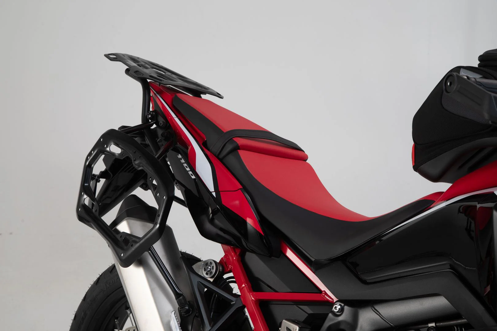 TRAX ADV Aluminium Case System 45/37 litre Honda CRF1100L Africa Twin (19-) Silver - Image 3
