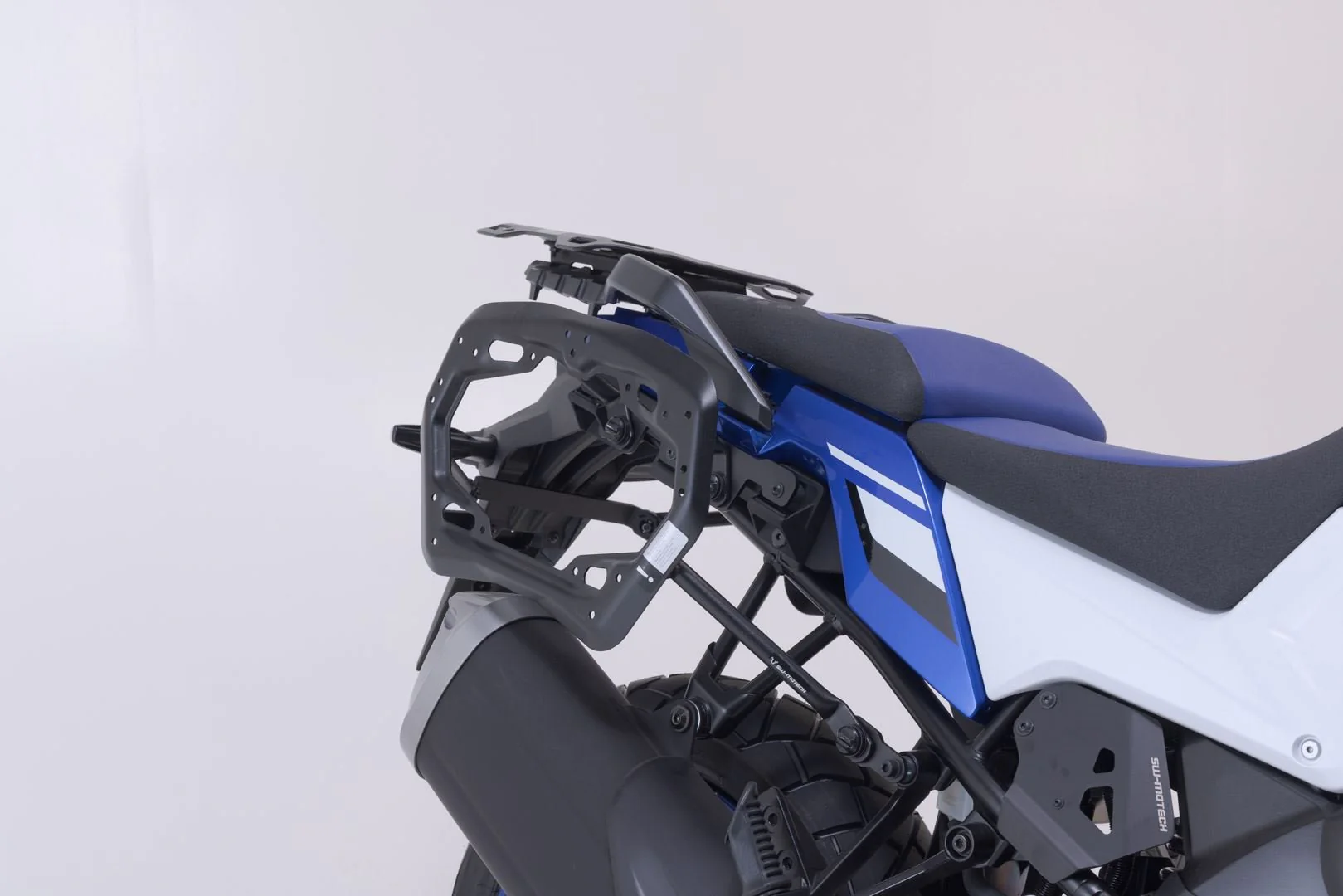 TRAX ADV aluminium case system Suzuki V-Strom 1050 DE (22-) 45/37 Litre Silver - Image 3