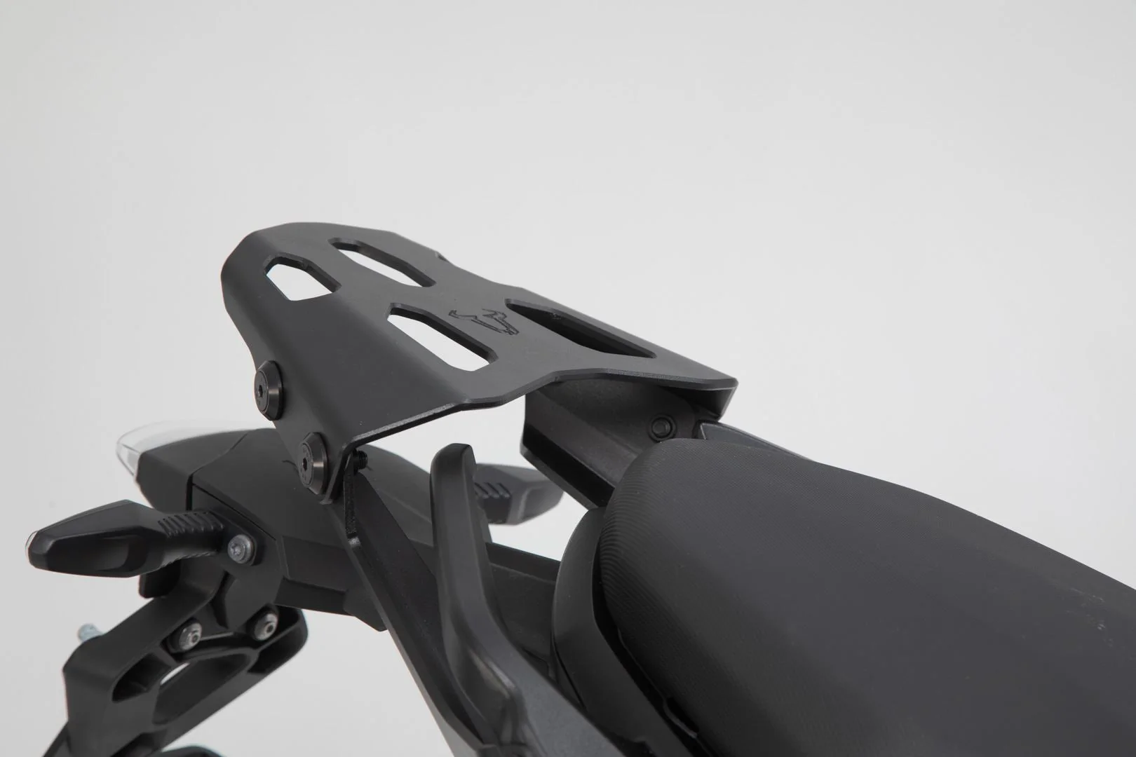 TRAX ADV Top Case System BMW F 900 R / XR (19-) Black - Image 3