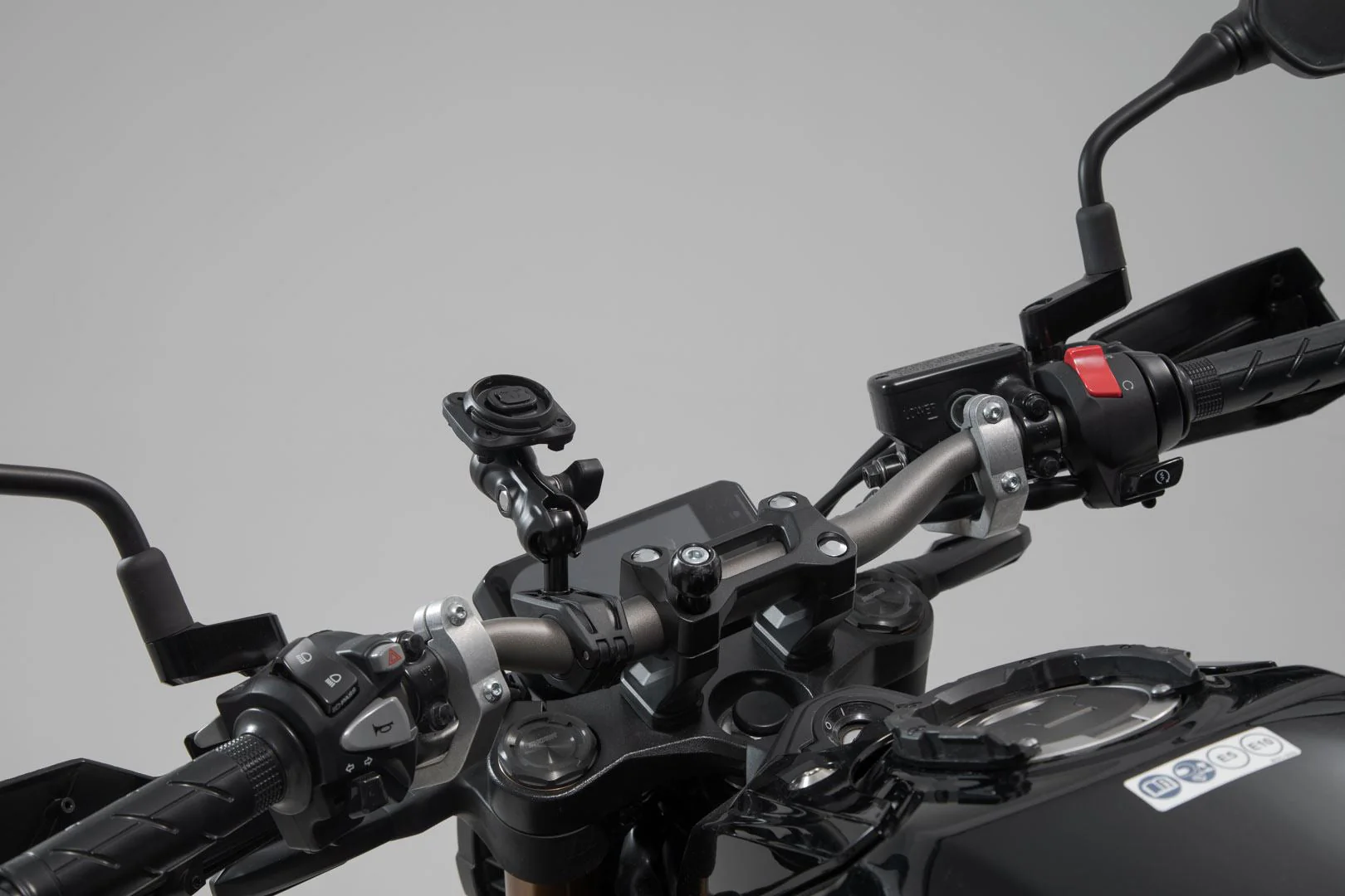 Universal GPS mount kit with Navi Case Incl. 2" socket arm, for handlebar/mirror thread - Image 3