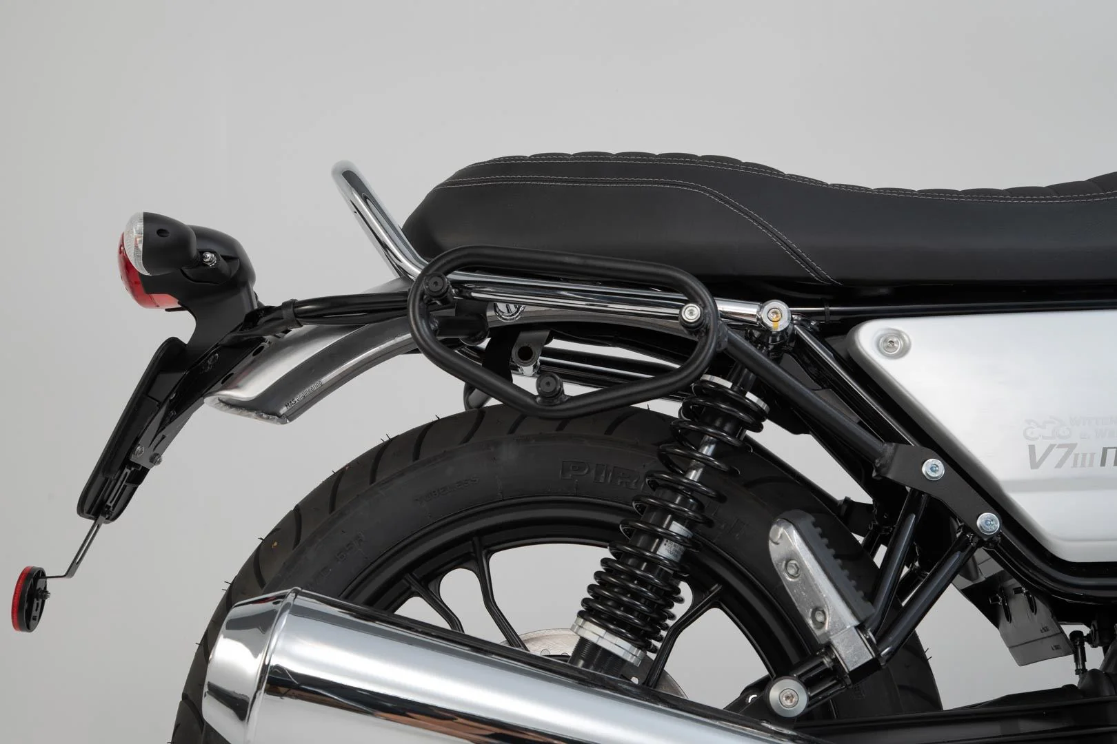 URBAN ABS Side Case System 2x 16 litre Moto Guzzi V7 III (16-) - Image 5
