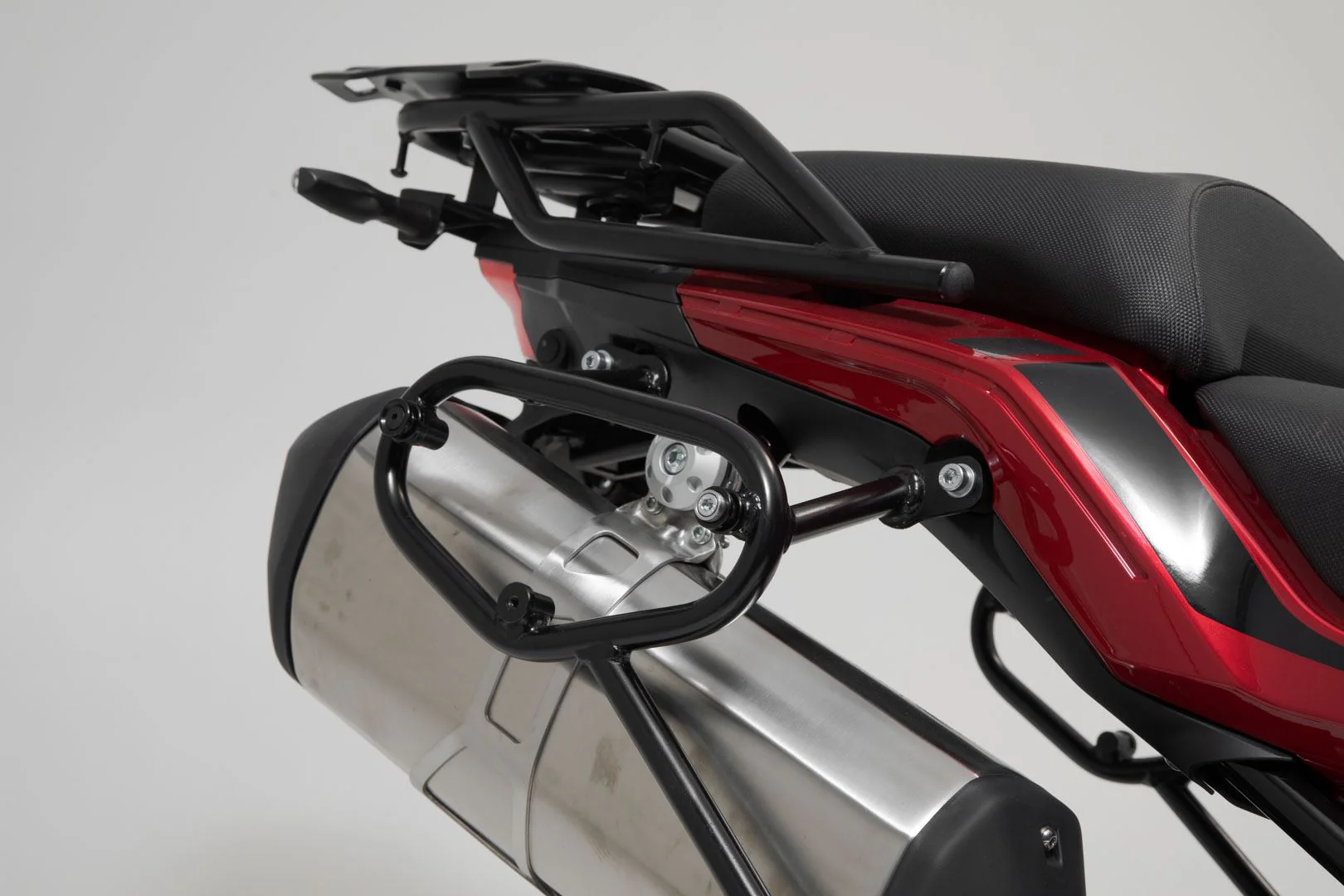 URBAN ABS Side Case System 2x 16,5 litre Benelli TRK 502 / X (17-) - Image 3
