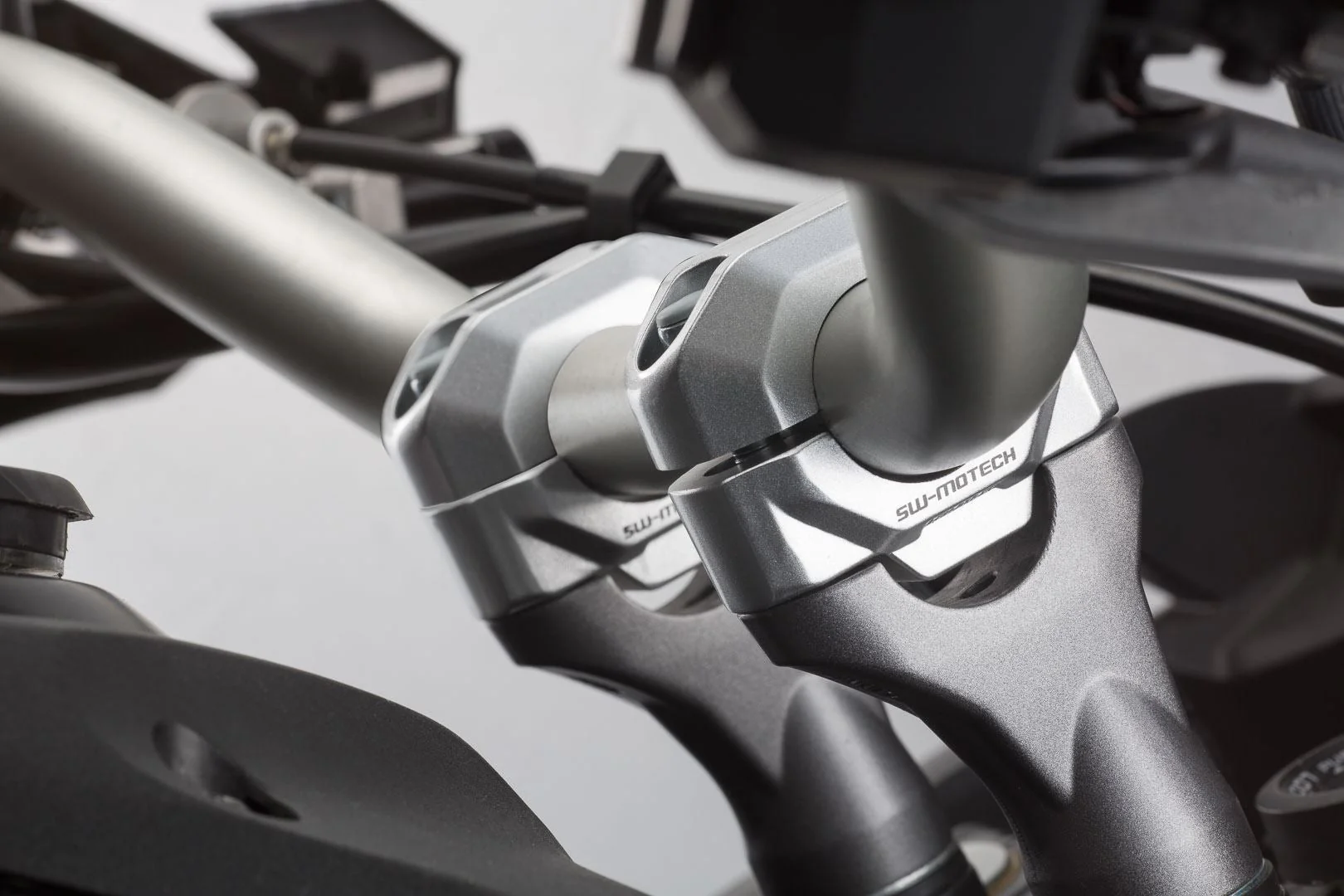 URBAN ABS top case system Black. Yamaha Tracer 7 / GT (25-). - Image 3