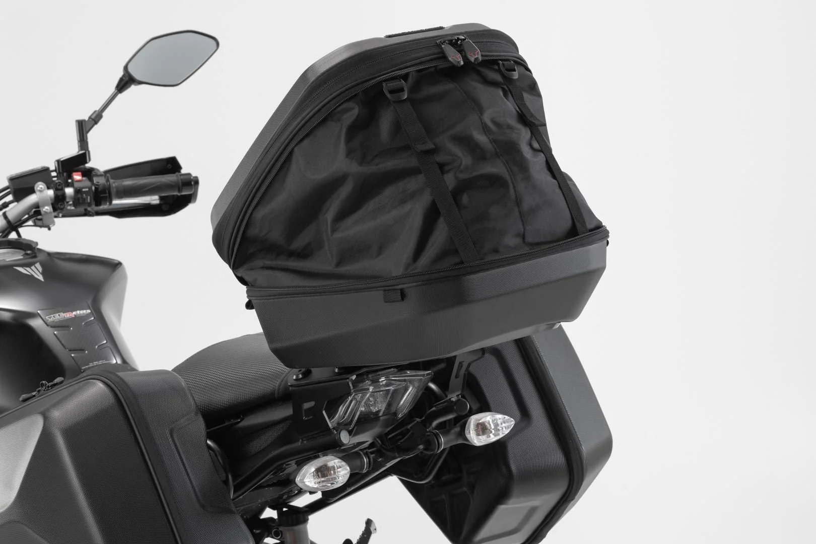 URBAN ABS Top Case System Yamaha XT1200Z Super Ténéré (10-) Black - Image 4